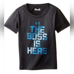 Under Armour The Boss Is Here Graphic T-Shirt Boys Size 12m GUC Black Blue